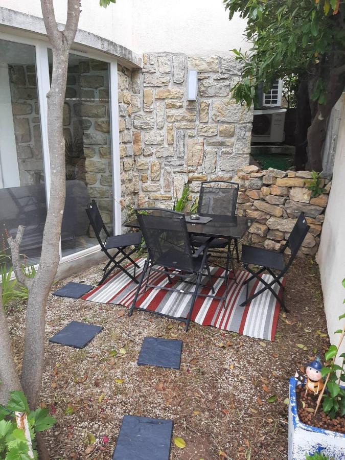 Appartement Climatise Au Calme En Provence Pierrefeu-du-Var Exterior foto